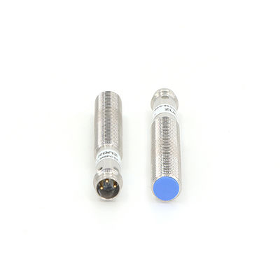 Bon prix Sensors inductifs POM Sortie PNP NO Quasi Flush Distance de détection de 2 mm en ligne