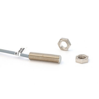 سعر جيد مستشعر إندوكتيف أسطواني M8 NPN NC 10-30VDC 3mm عرض LED لتنبيه النطاق الانترنت