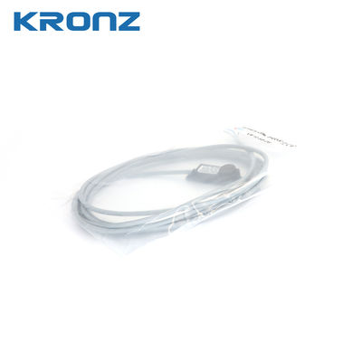 Buen precio Sensores de inducción con material de carcasa PVDF duradero 10 / 35 Vdc de tensión de funcionamiento en línea