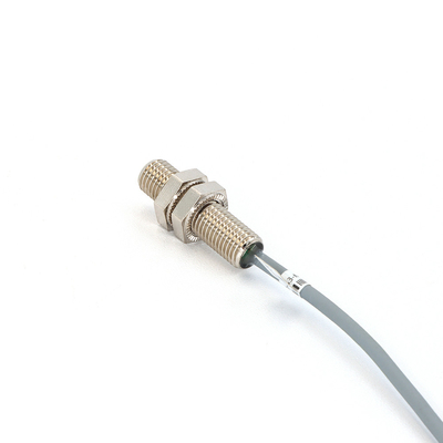 Quasi Flush Installation Inductive Sensors With 2m Cable PBT Material 3mm Distance