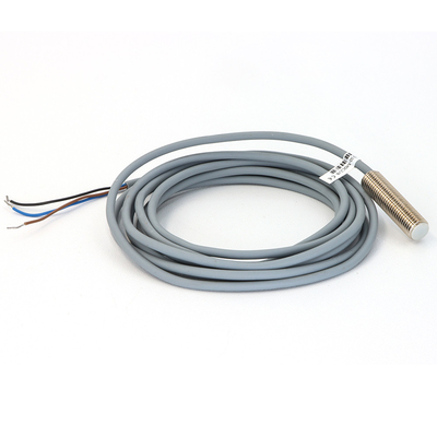 Quasi Flush Installation Inductive Sensors With 2m Cable PBT Material 3mm Distance