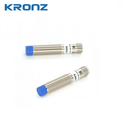 Buen precio Sensor de proximidad inductivo M12 con detección no empotrada de 8 mm / 10 mm y salida NPN Normalmente Abierta (N.A.) para protección IP67 en línea